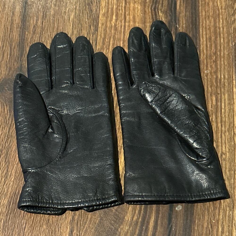 Vintage Black Leather Gloves Lined READ Thinsulate Lining